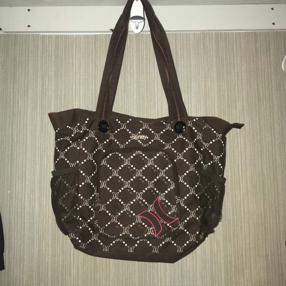 A Tote bag from the brand Hurley